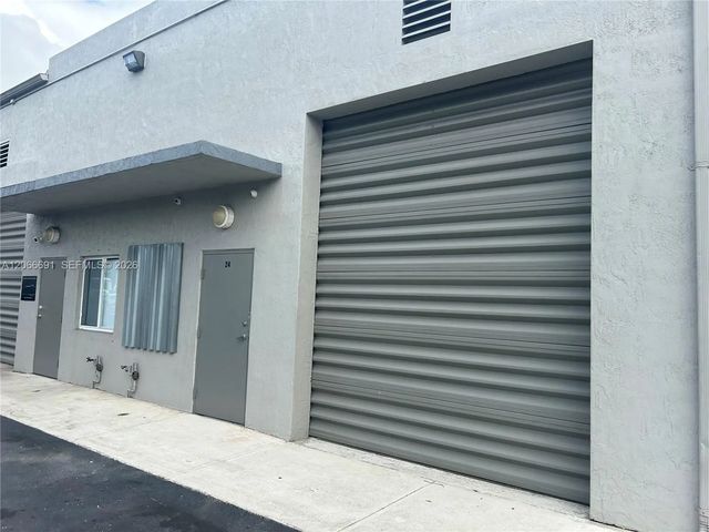 2 of 11 - 16205 Sw 117th Avenue #24, Miami, FL