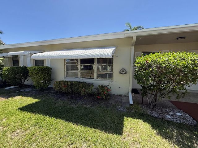 200 Bayview Avenue #b, Boynton Beach