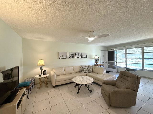 3 of 26 - 200 Bayview Avenue #b, Boynton Beach, FL