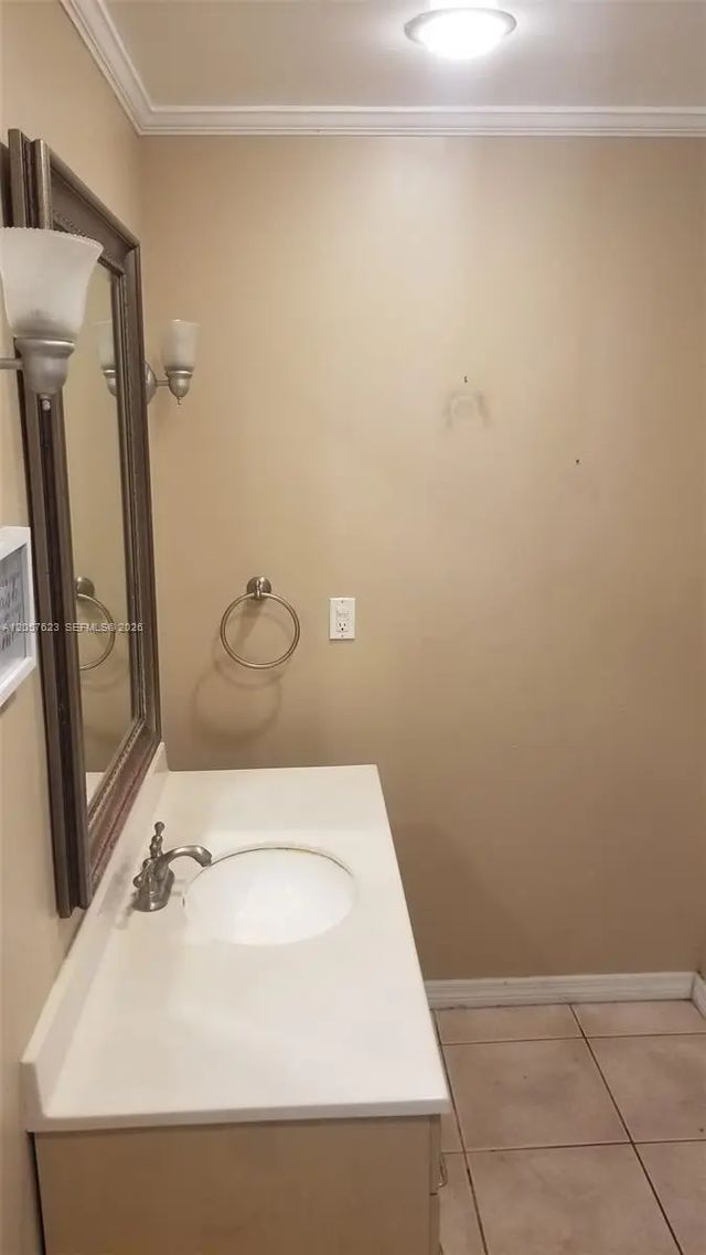 5 of 32 - 6729 Arbor Drive, Miramar, FL