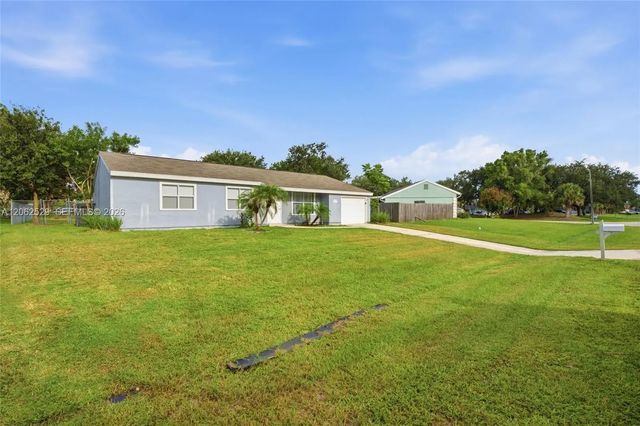 2 of 30 - 205 Sw Kentwood Road, Port St. Lucie, FL