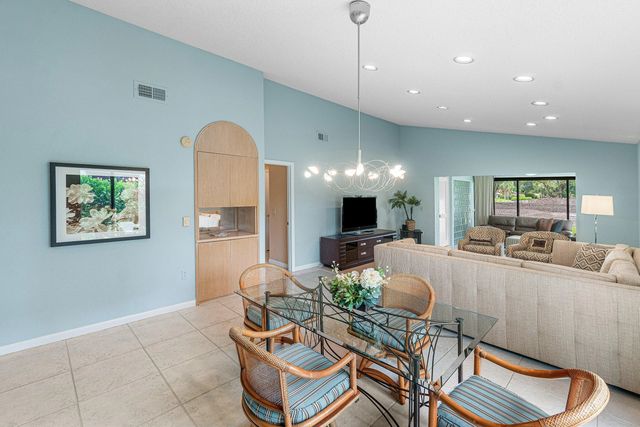 3 of 56 - 27 Stratford Lane W #d, Boynton Beach, FL