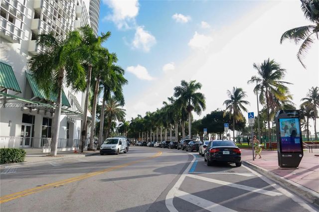 3 of 28 - 1750 N Bayshore Drive #3411, Miami, FL