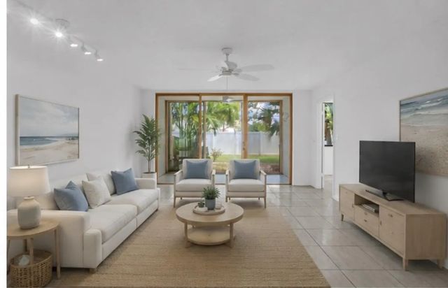 4090 Tivoli Court #107, Lake Worth