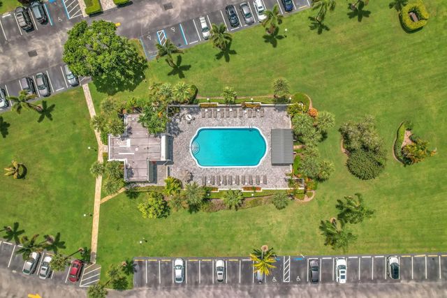 3 of 40 - 4090 Tivoli Court #107, Lake Worth, FL