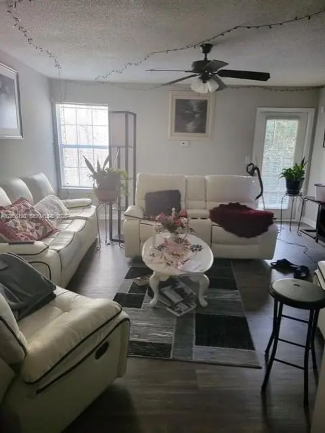 3 of 10 - 619 N Firwood Drive, Deltona, FL