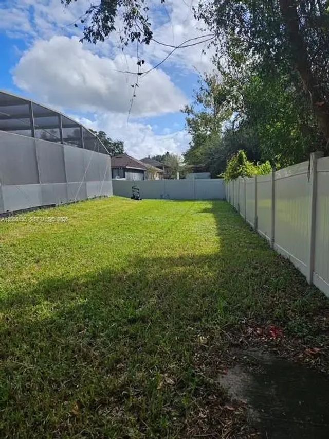 5 of 10 - 619 N Firwood Drive, Deltona, FL