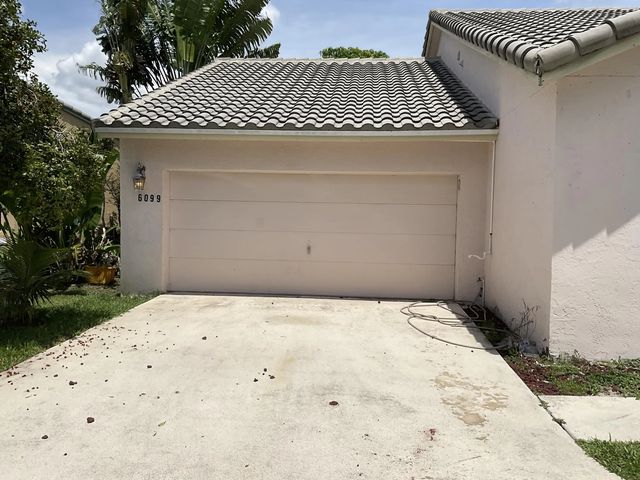 2 of 25 - 6099 Farmers Place, Lake Worth, FL