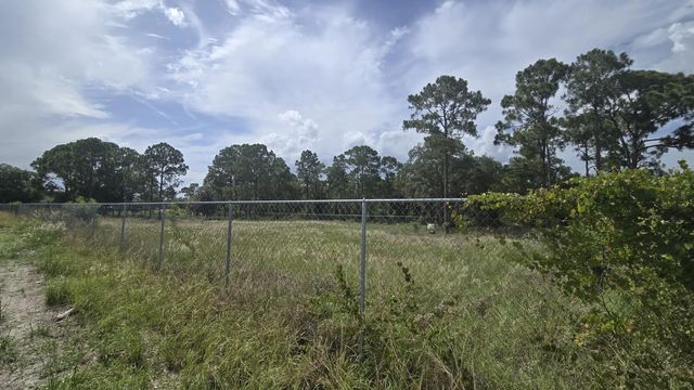 4 of 5 - 210 N Verda Street, Clewiston, FL