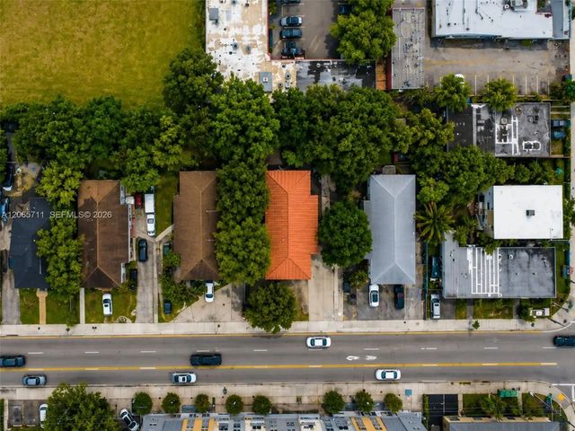 2 of 11 - Sw 7th Street, Miami, FL