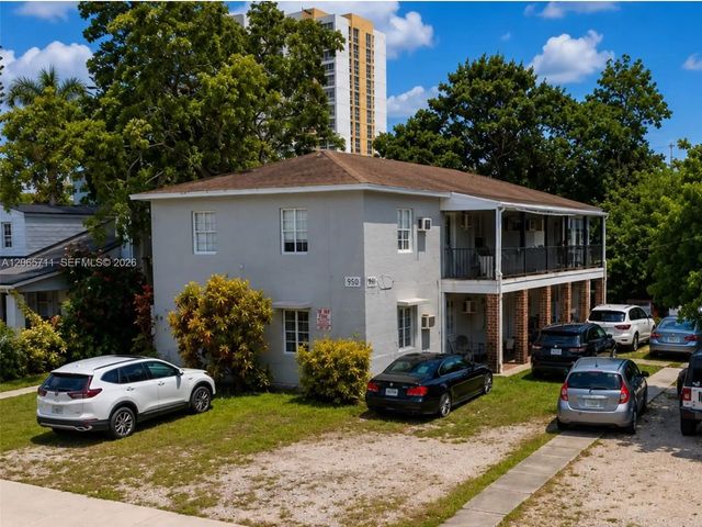 5 of 11 - Sw 7th Street, Miami, FL