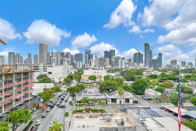 2 of 26 - 900 Sw 8th Street #908, Miami, FL