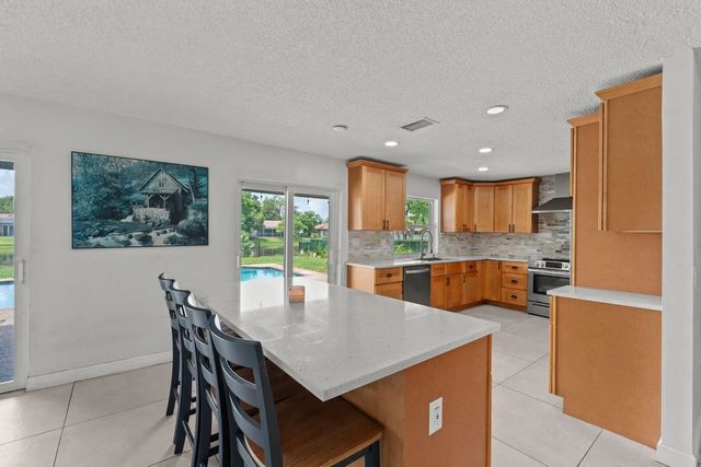4 of 50 - 8560 Nw 2nd Street, Coral Springs, FL