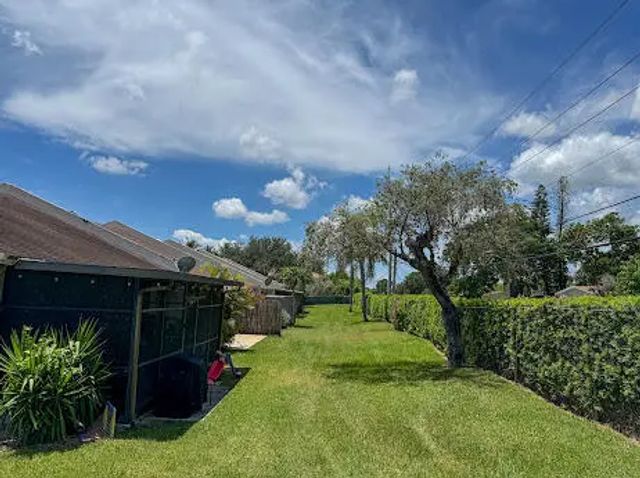 4 of 21 - 10295 Boca Bend  W #l2, Boca Raton, FL