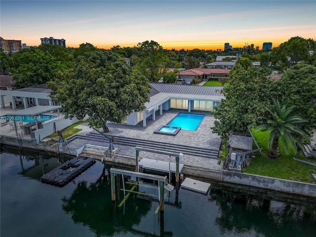 3 of 26 - 12810 Cyprus Road, North Miami, FL