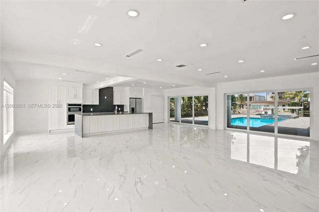 5 of 26 - 12810 Cyprus Road, North Miami, FL