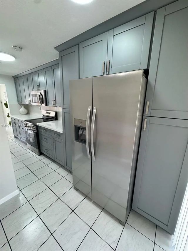 5 of 45 - 832 Nw 81st Way #9, Plantation, FL