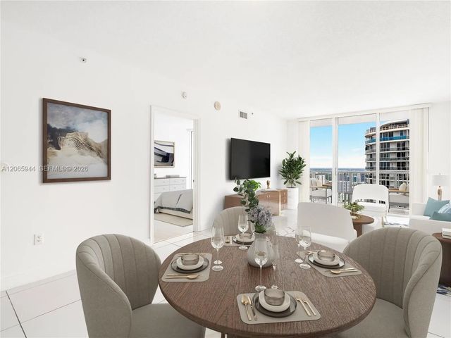 3 of 19 - 1750 N Bayshore Drive #ph-5309, Miami, FL
