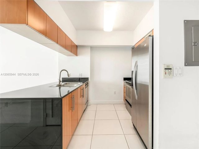 4 of 19 - 1750 N Bayshore Drive #ph-5309, Miami, FL