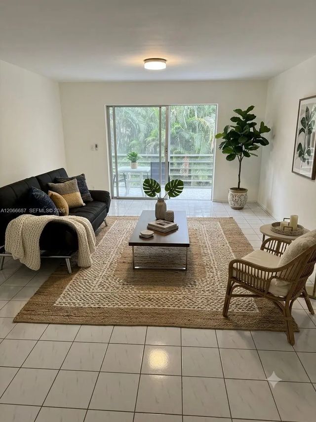 1445 Atlantic Shores Boulevard #206, Hallandale Beach