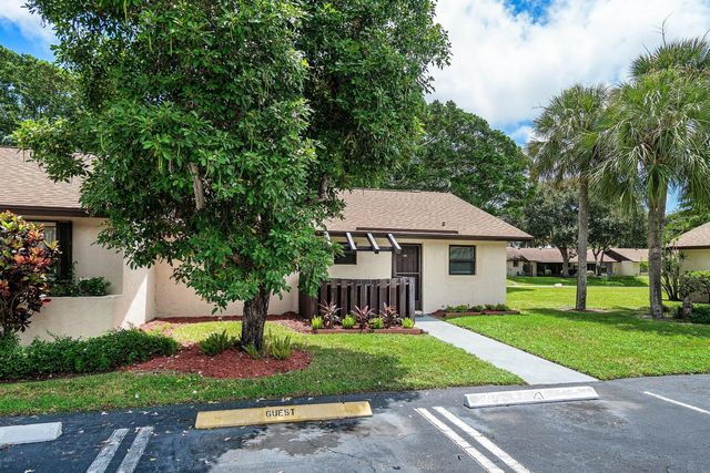 28 Via De Casas Norte, Boynton Beach