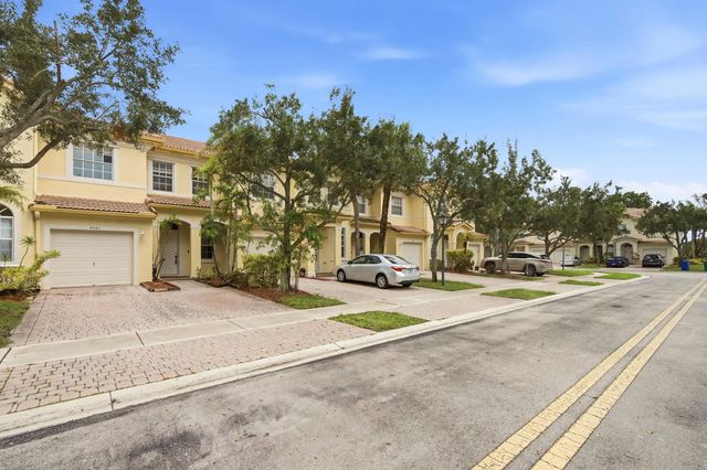5 of 38 - 8481 Sw 27th Street #102, Miramar, FL