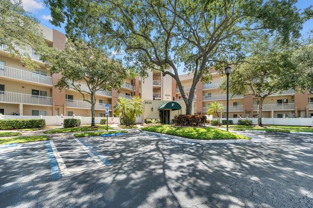 2 of 35 - 9539 Weldon Circle #f408, Tamarac, FL