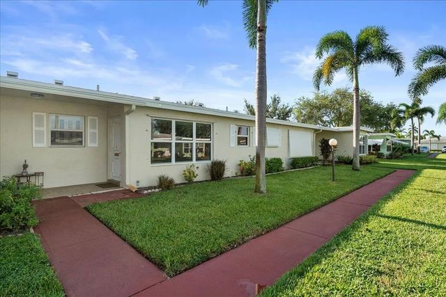 220 Country Lane #b, Boynton Beach