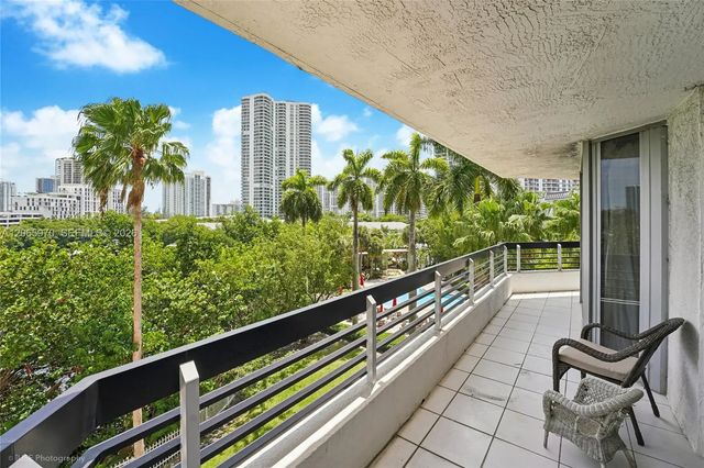 2 of 23 - 3400 Ne 192nd Street #412, Aventura, FL