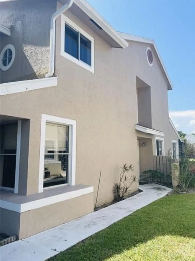 2 of 39 - 1877 Discovery Way, Deerfield Beach, FL