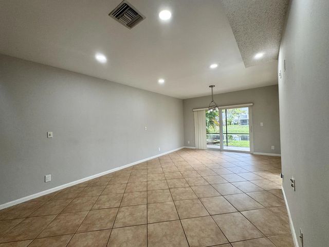 4 of 39 - 1877 Discovery Way, Deerfield Beach, FL