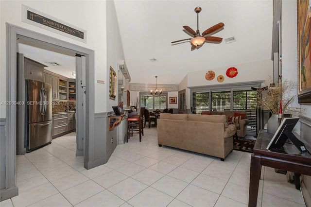 2 of 29 - 9204 S Chelsea Drive S, Plantation, FL
