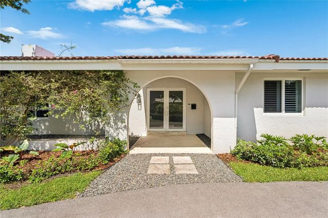 2 of 50 - 14270 Sw 74th Court, Palmetto Bay, FL