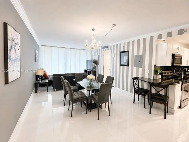 3 of 33 - 401 69th Street #304, Miami Beach, FL