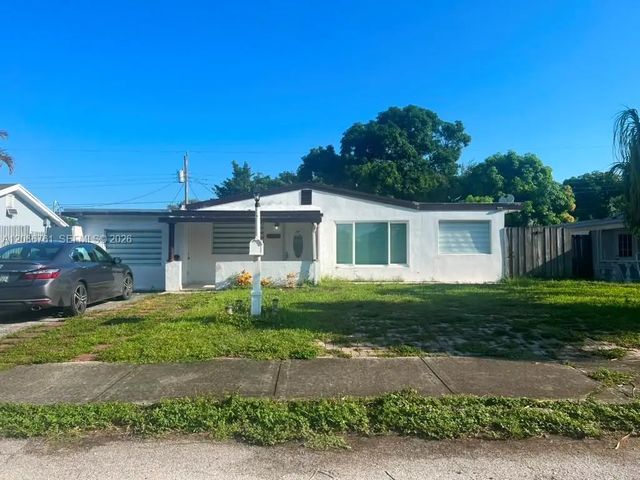 6841 Atlanta Street, Hollywood