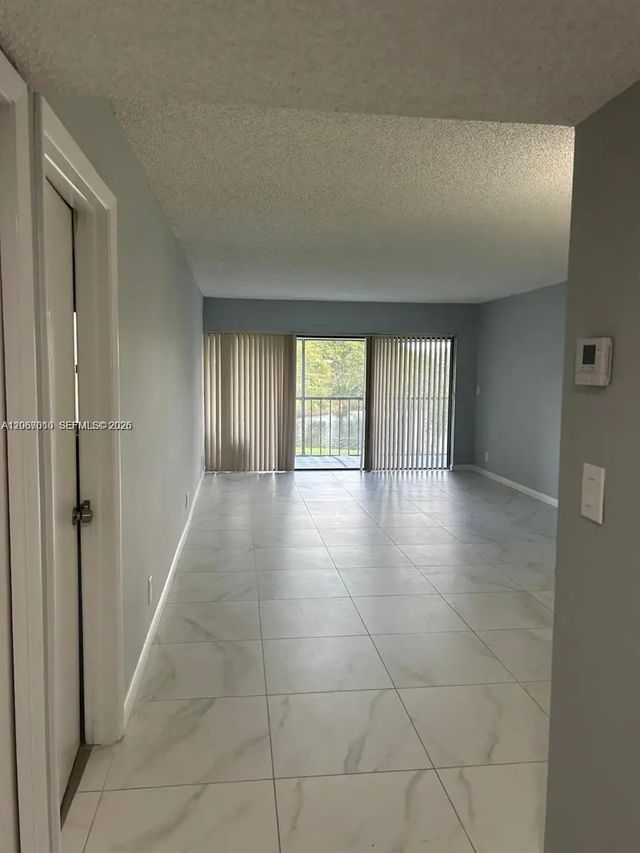 2 of 9 - 230 Lakeview Drive #209, Weston, FL