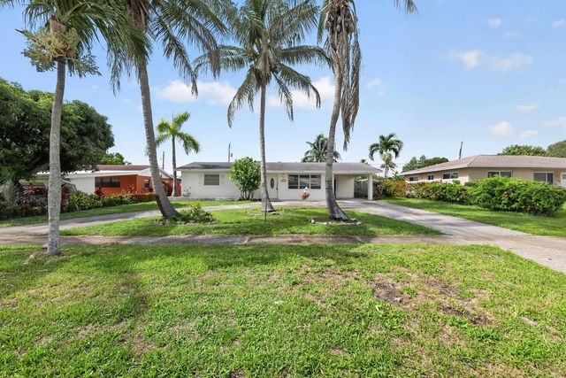 3 of 38 - 414 Foresteria Drive, Lake Park, FL