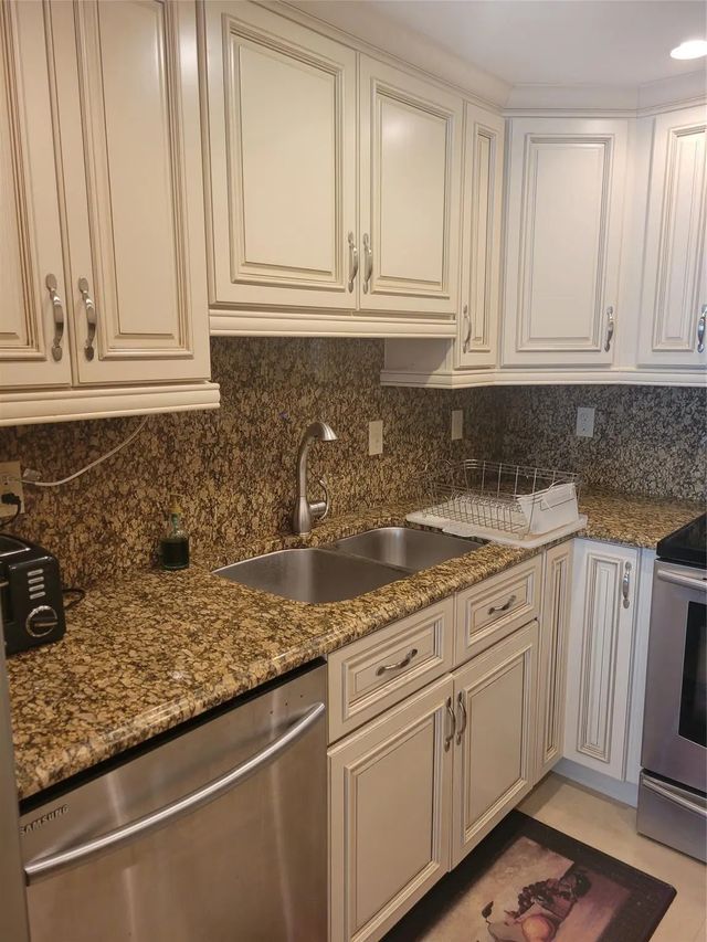 4 of 34 - 2401 S Ocean Drive #1108, Hollywood, FL