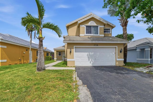 2716 Arrowwood Court, Davie