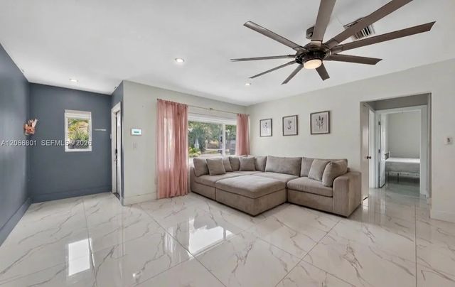 4 of 18 - 7304 Mckinley Street, Hollywood, FL