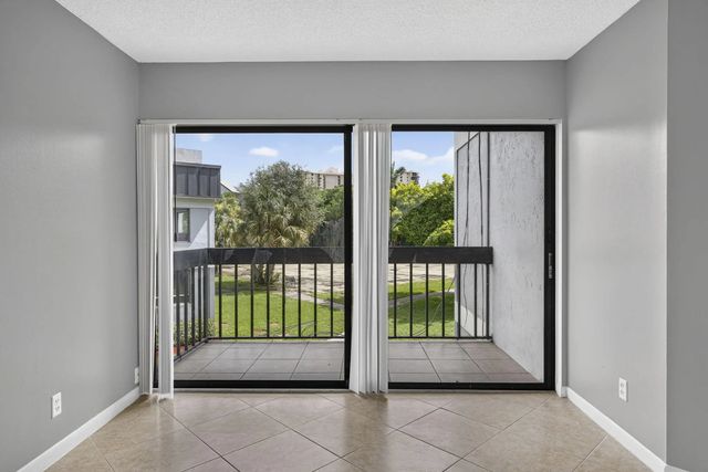 2 of 41 - 1900 N Congress Avenue #201, West Palm Beach, FL
