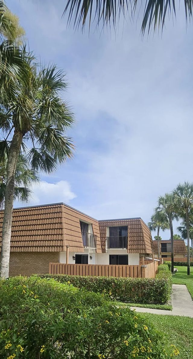 4 of 74 - 141 Heritage Way Se, West Palm Beach, FL