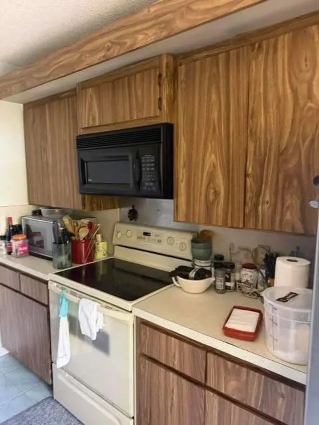 3 of 4 - 319 3rd Way, West Palm Beach, FL