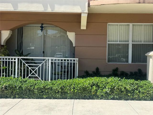 2 of 40 - 8826 W Flagler Street #115, Miami, FL