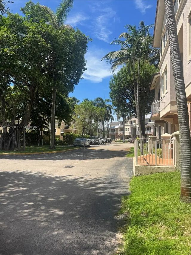4 of 40 - 8826 W Flagler Street #115, Miami, FL