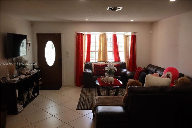 2 of 31 - 6327 Nw 19th Court, Margate, FL