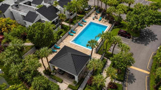 3 of 19 - 13280 Sw 88th Lane #203-b, Miami, FL