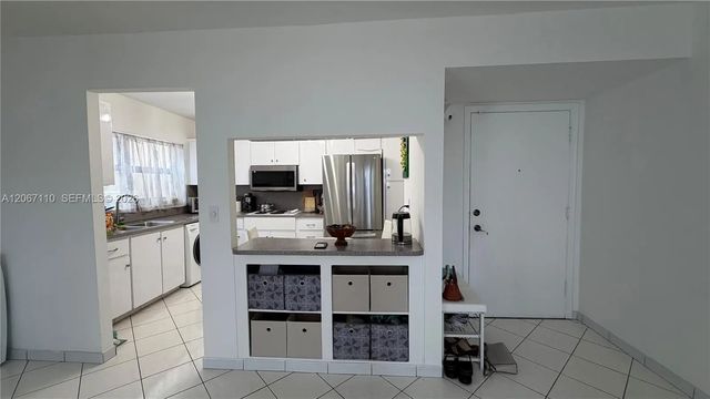 5 of 22 - 1825 S Ocean Drive #509, Hallandale Beach, FL