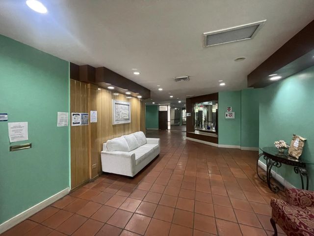 4 of 39 - 3301 Spanish Moss Terrace #610, Lauderhill, FL
