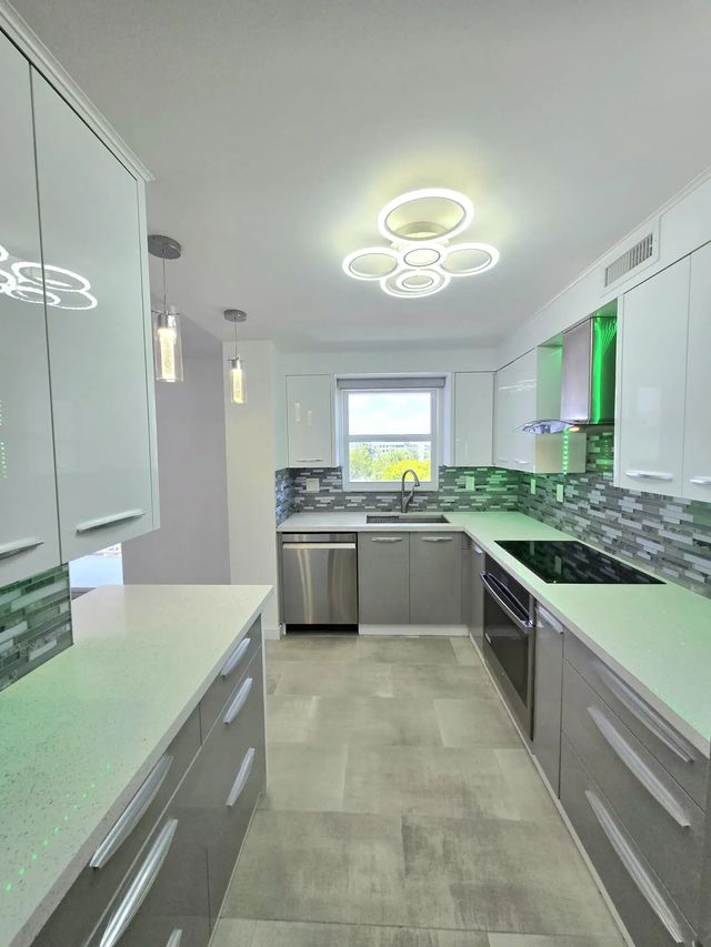 137 Golden Isles Drive #414, Hallandale Beach